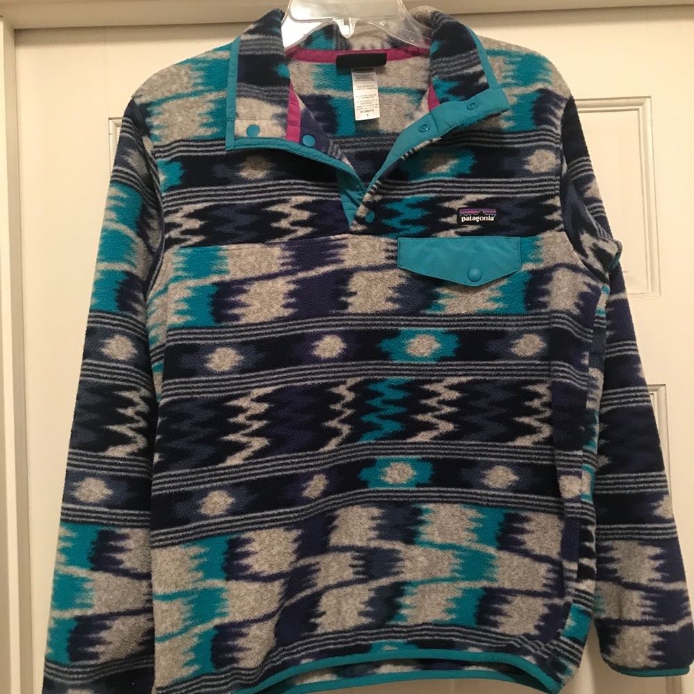 SOLD…Patagonia Pull Over